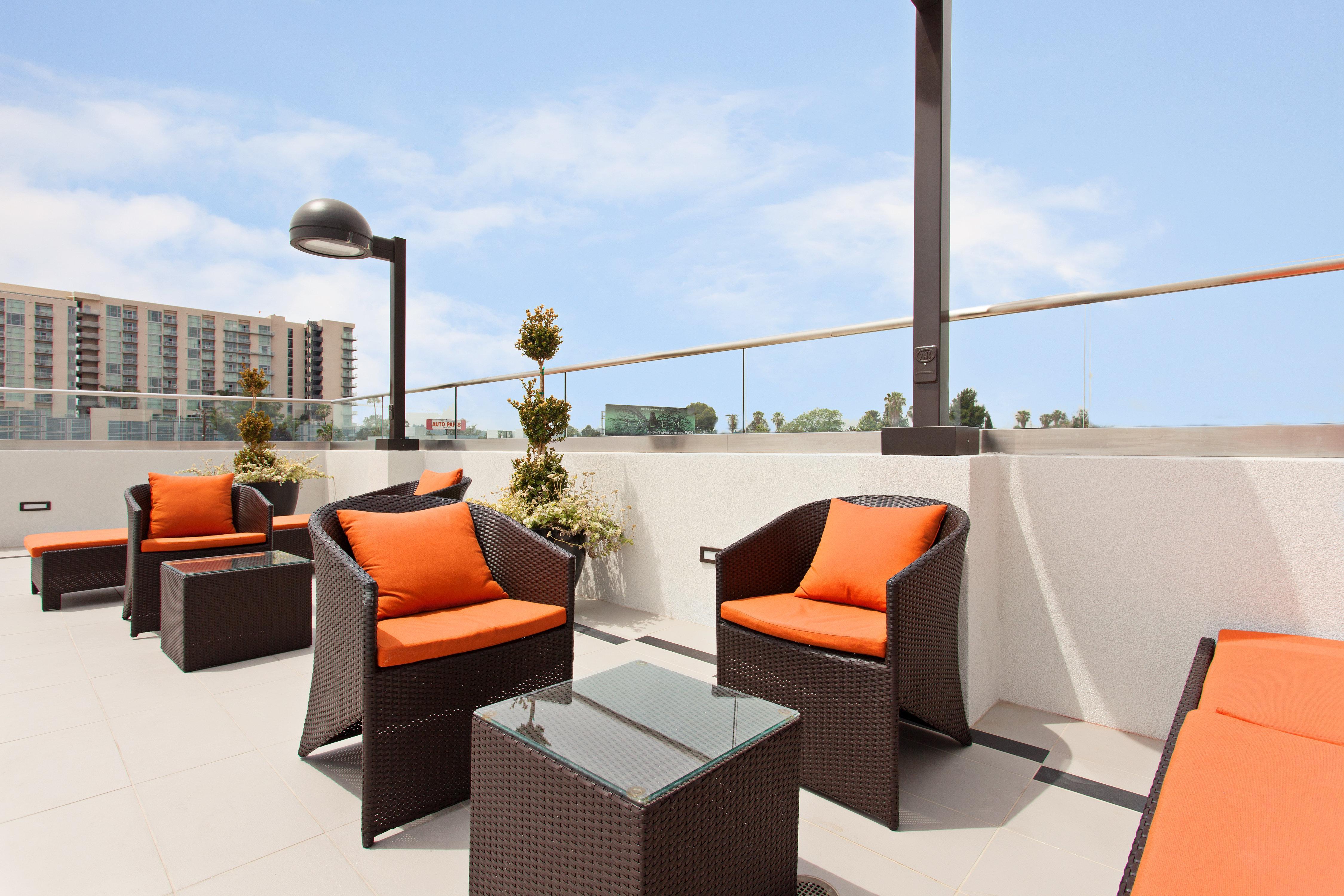 Holiday Inn Express North Hollywood - Burbank Area By Ihg Los Angeles Eksteriør billede