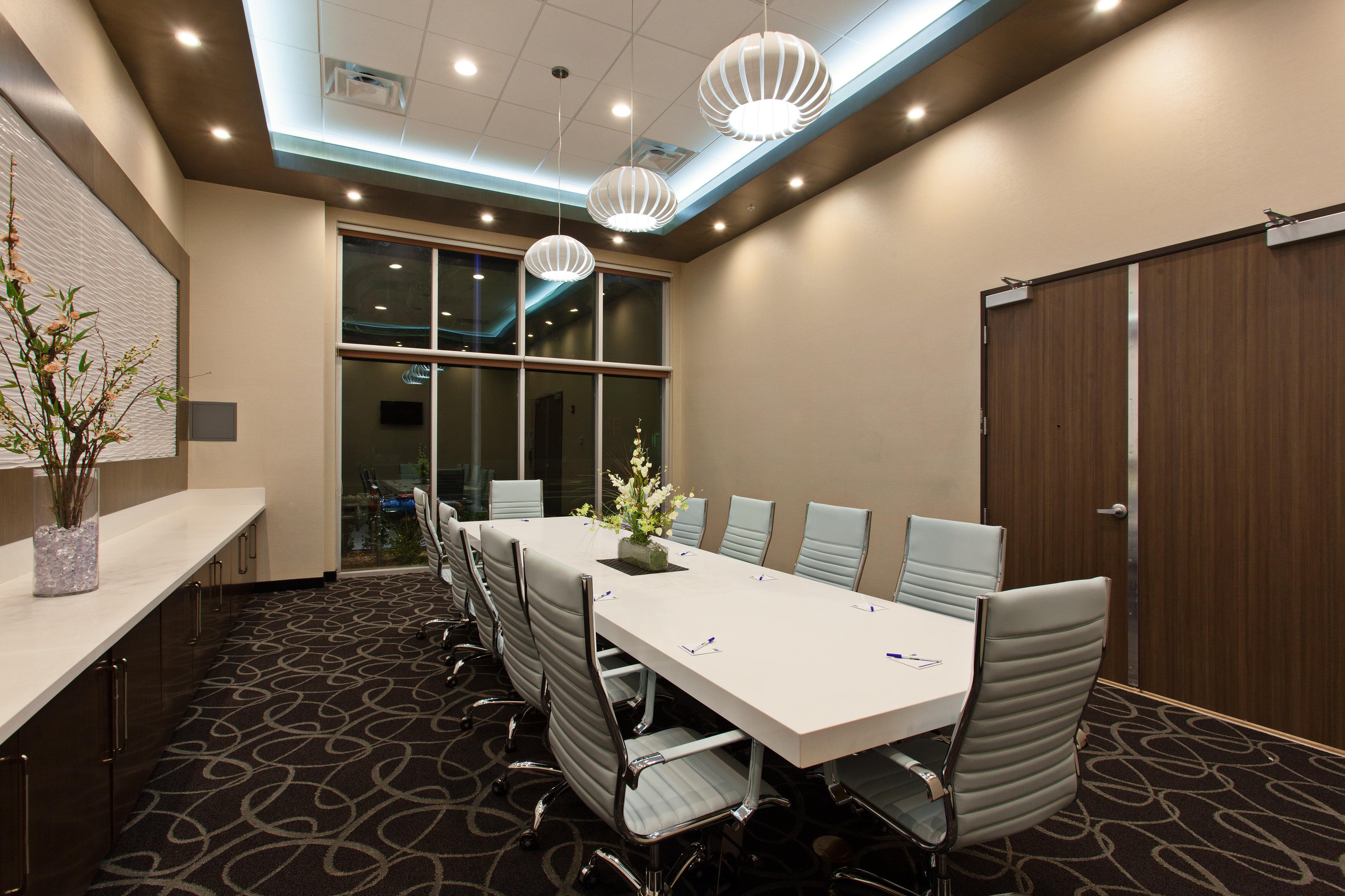 Holiday Inn Express North Hollywood - Burbank Area By Ihg Los Angeles Eksteriør billede