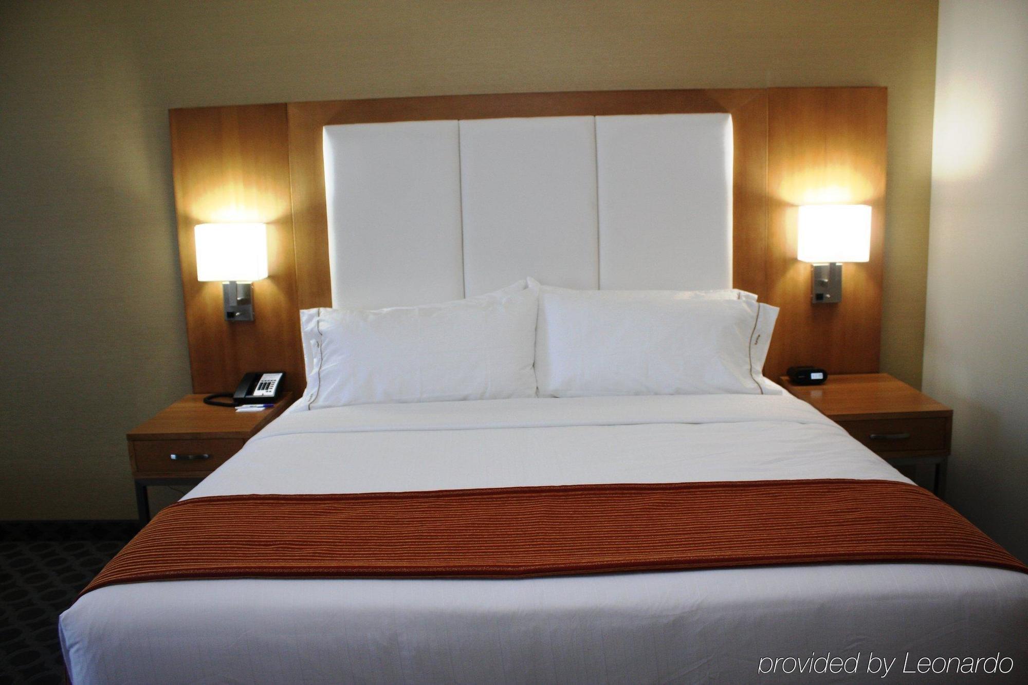Holiday Inn Express North Hollywood - Burbank Area By Ihg Los Angeles Eksteriør billede