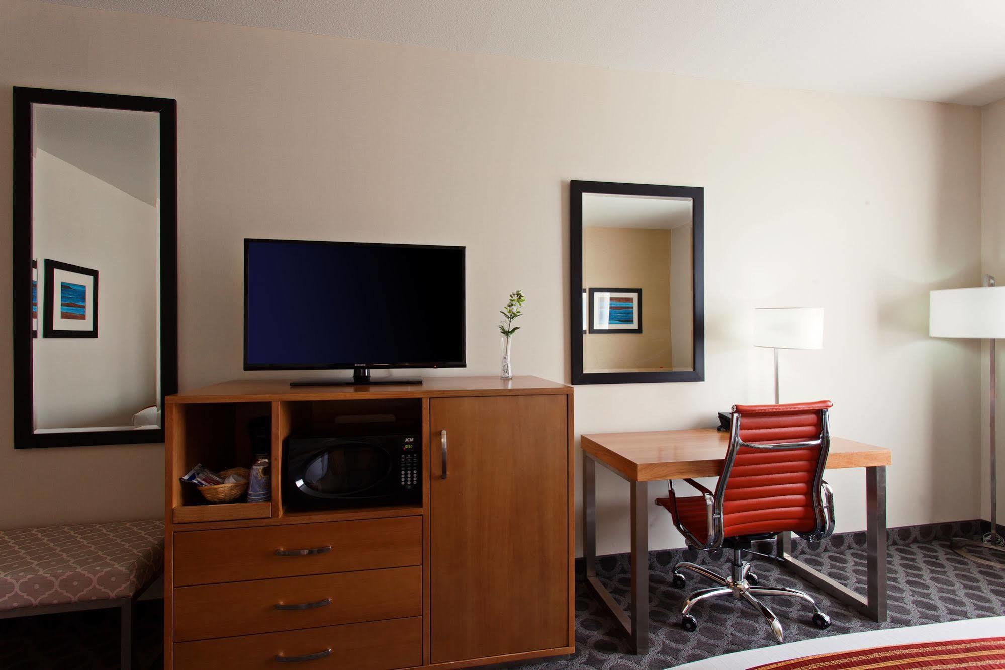 Holiday Inn Express North Hollywood - Burbank Area By Ihg Los Angeles Eksteriør billede