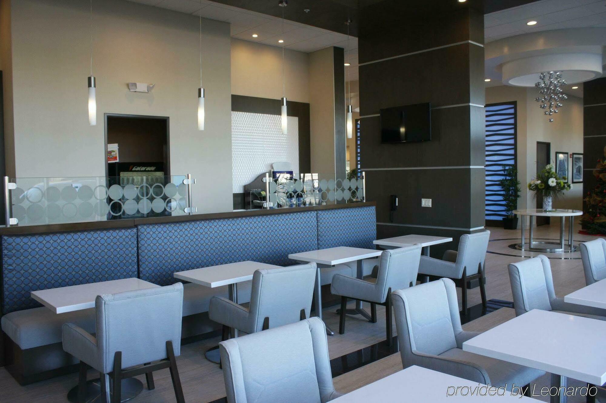 Holiday Inn Express North Hollywood - Burbank Area By Ihg Los Angeles Eksteriør billede