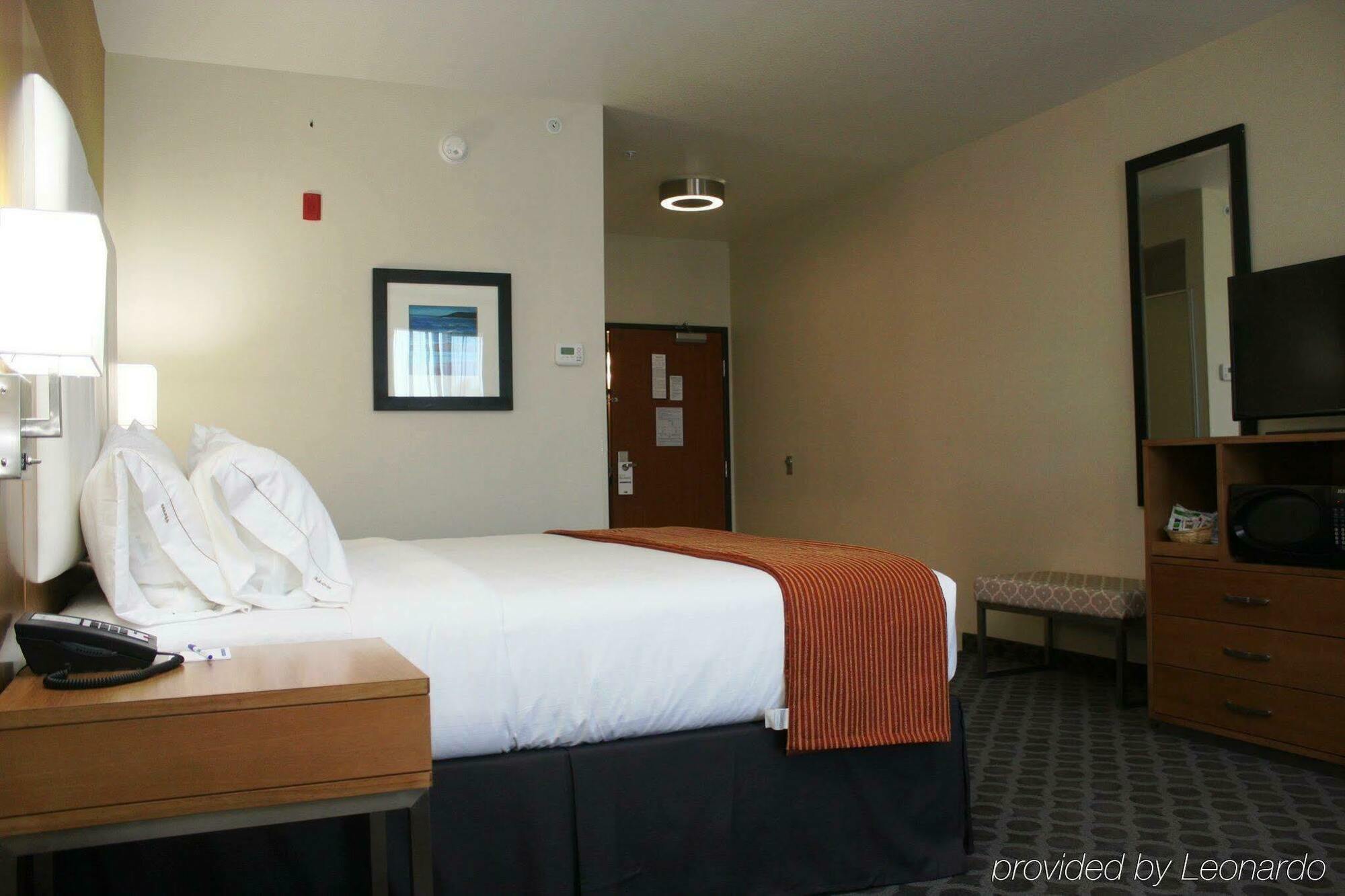 Holiday Inn Express North Hollywood - Burbank Area By Ihg Los Angeles Eksteriør billede